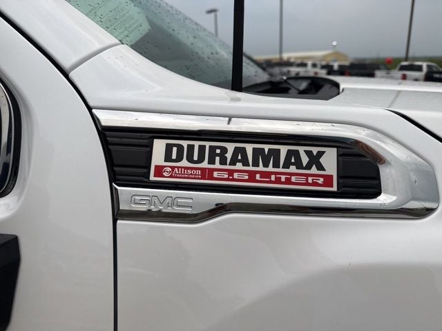 2023 GMC Sierra 2500HD 4WD Crew Cab Standard Bed Denali