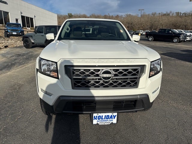 2023 Nissan Frontier Crew Cab SV 4x4