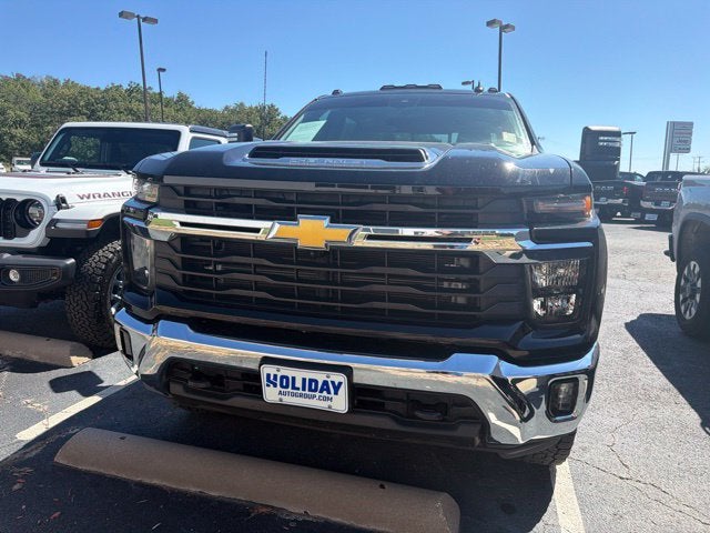 2024 Chevrolet Silverado 3500HD 4WD Crew Cab Standard Bed LT