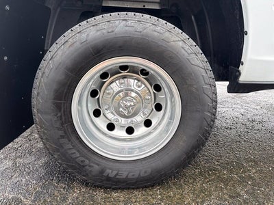 2024 RAM 3500 Lone Star Crew Cab 4x4 8' Box