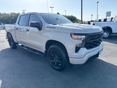 2026 Chevrolet Silverado 1500 4WD Crew Cab Short Bed Custom