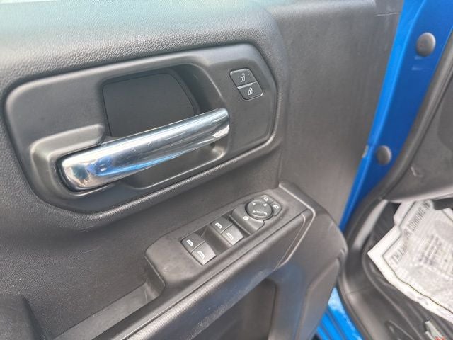 2022 Chevrolet Silverado 1500 4WD Crew Cab Short Bed Custom Trail Boss